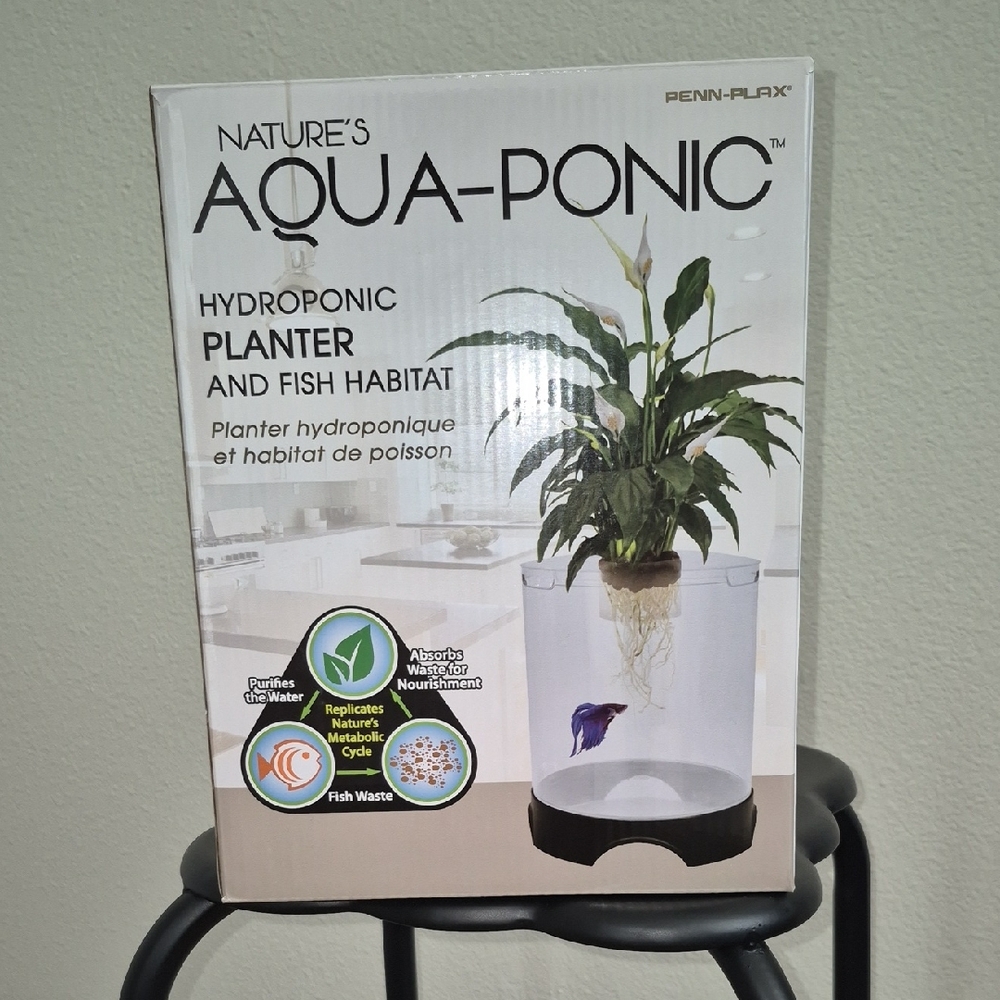 Hydroponic Planter and Fish Habitat - White